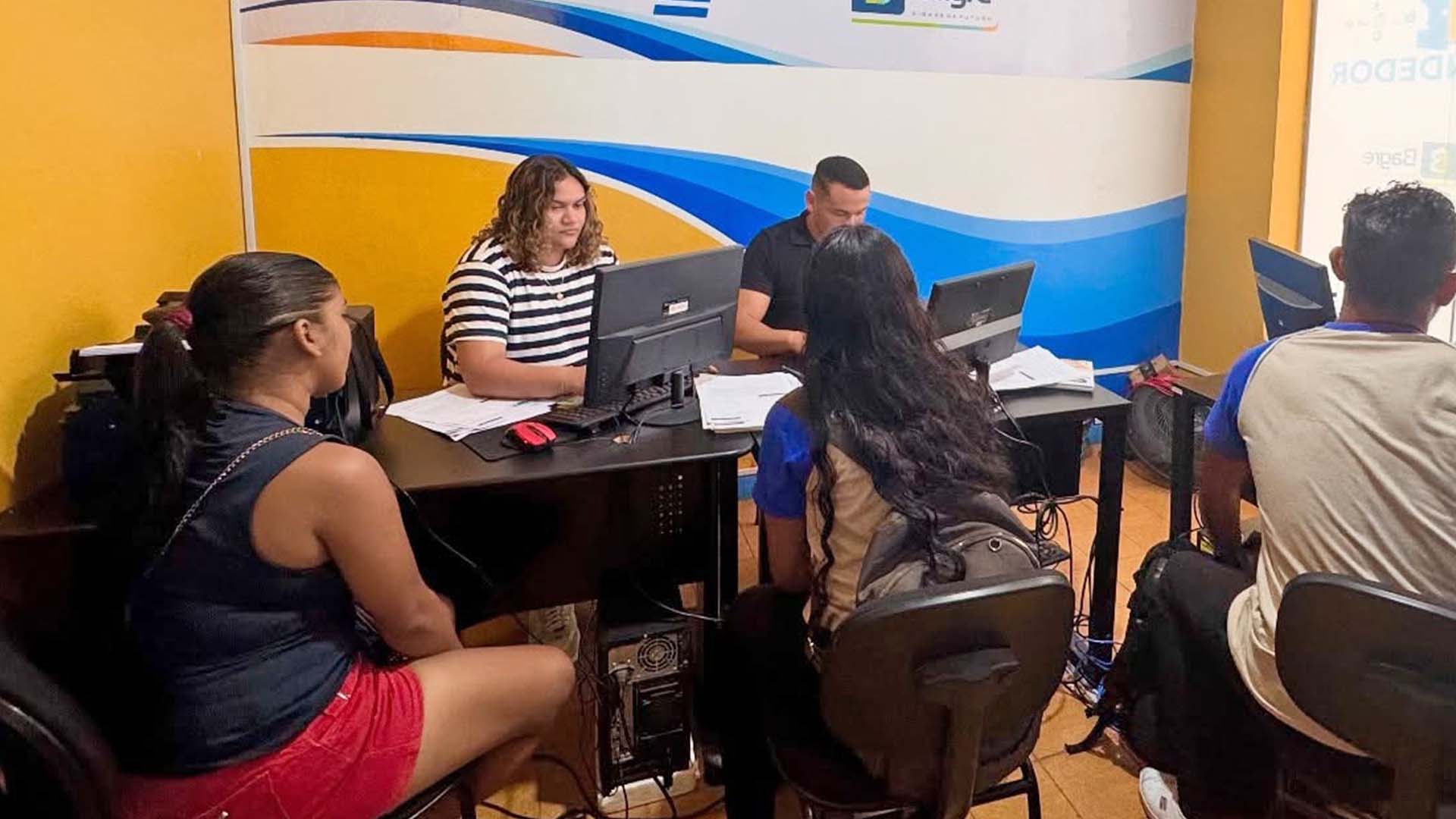Atenção, estudantes!
